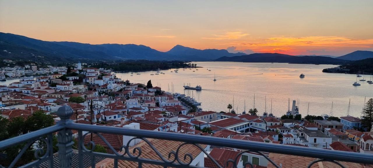 شقة Panoramic View Poros Town المظهر الخارجي الصورة