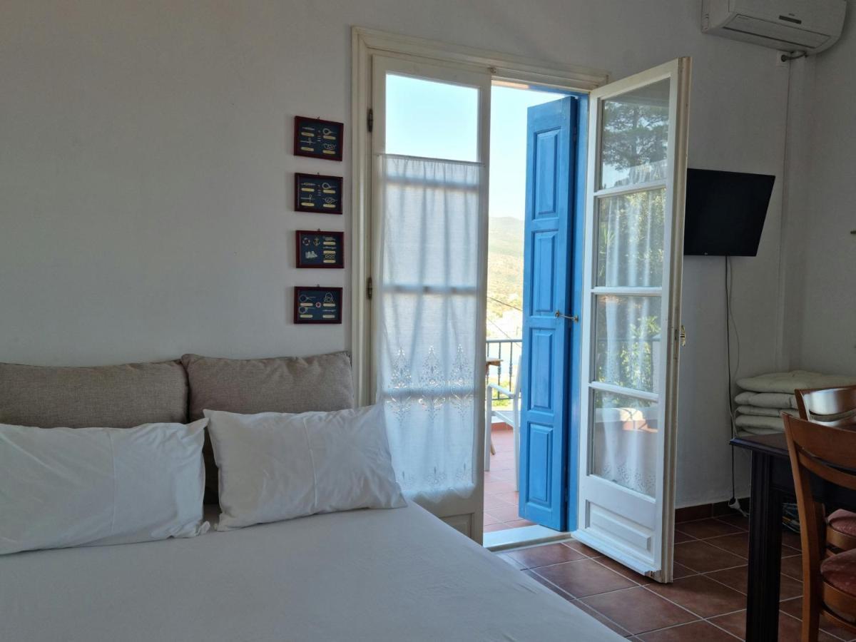 شقة Panoramic View Poros Town المظهر الخارجي الصورة