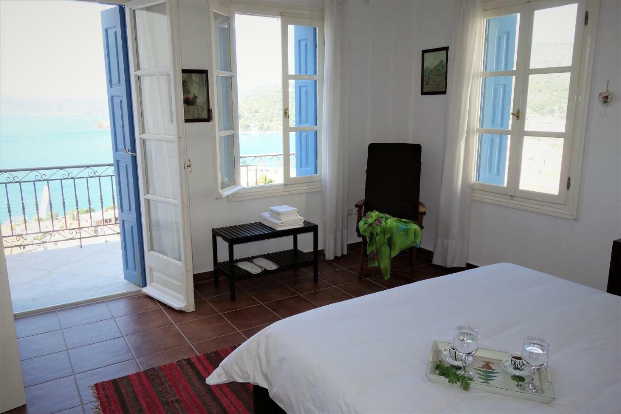 شقة Panoramic View Poros Town المظهر الخارجي الصورة